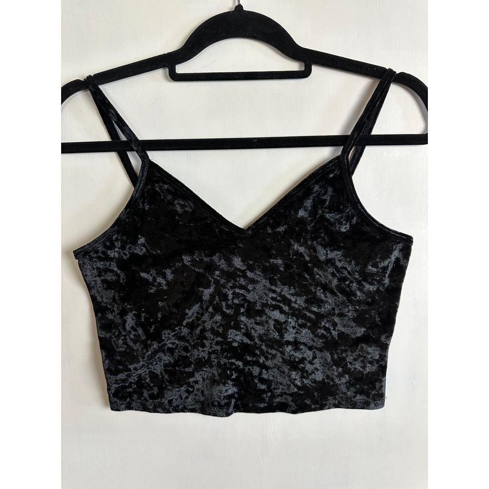 Popular 21 Women's Crop Top Medium